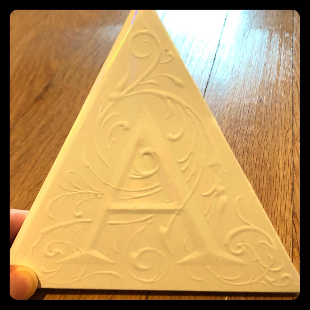 Kat Von D Alchemist Highlighter Palette